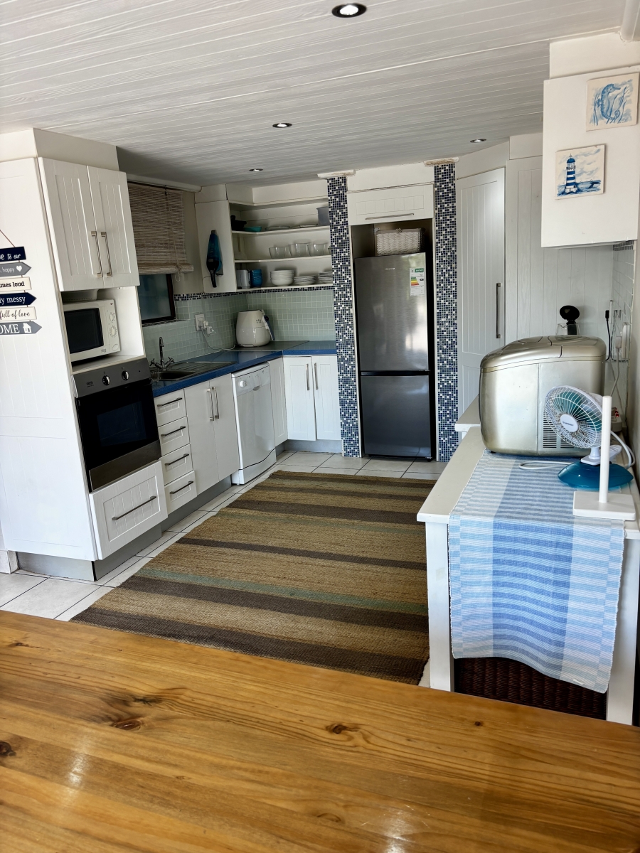 2 Bedroom Property for Sale in Keurboomstrand Western Cape